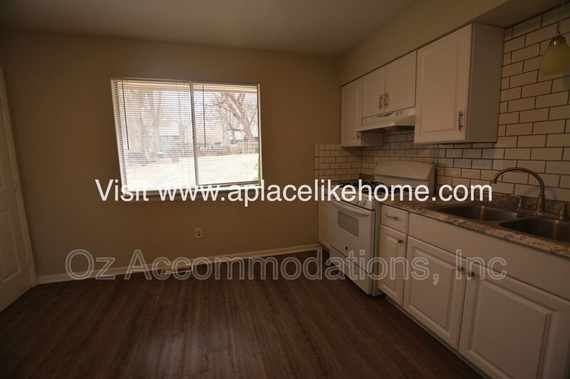3607 W 47th St, Roeland Park, KS 66205 property image