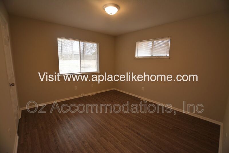 3607 W 47th St, Roeland Park, KS 66205 property image