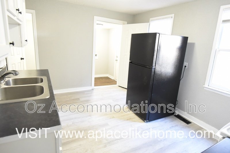 1408 N 2nd St property image