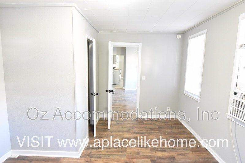 1408 N 2nd St property image