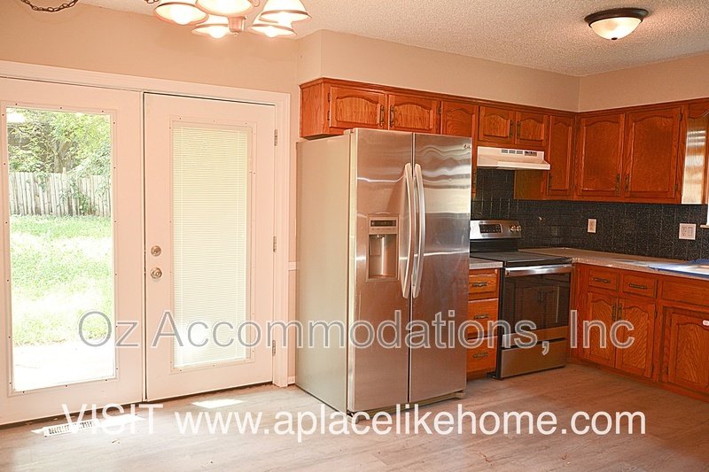 8503 Sarah Ln property image