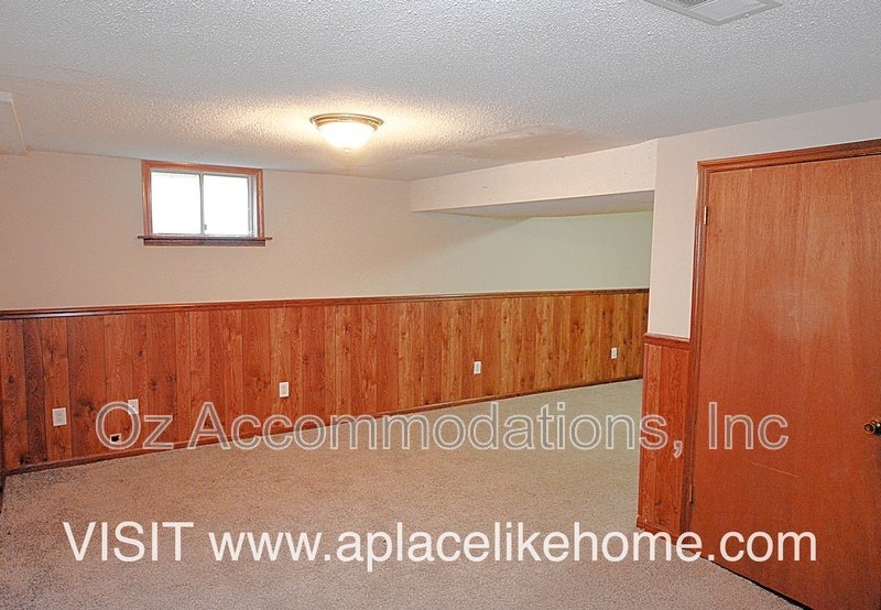 8503 Sarah Ln property image