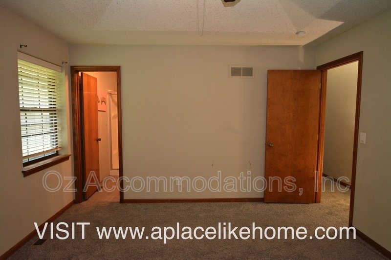 8503 Sarah Ln property image