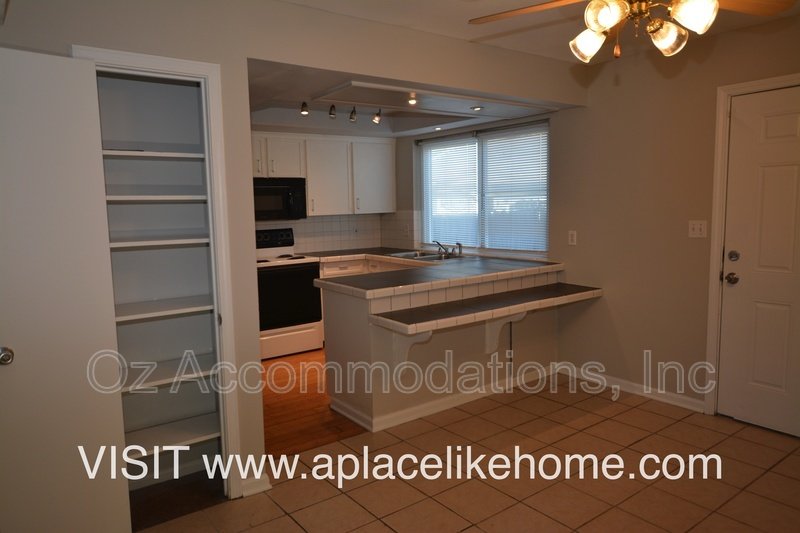 6124 E 129th St property image