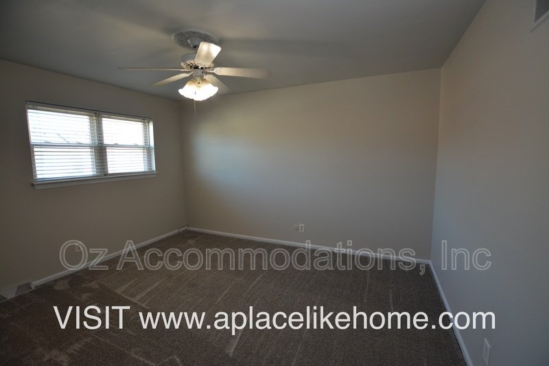 6124 E 129th St property image