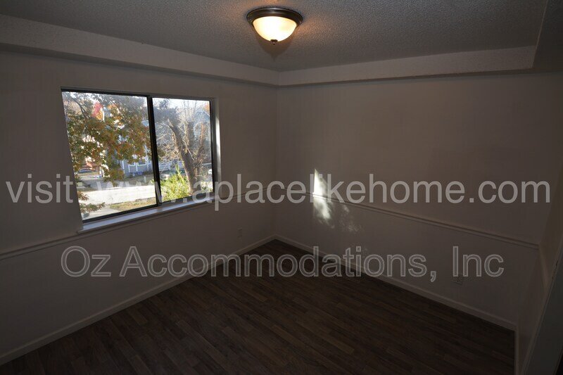 Ready to View - 611 S 13th St, Leavenworth, KS 66048 property image