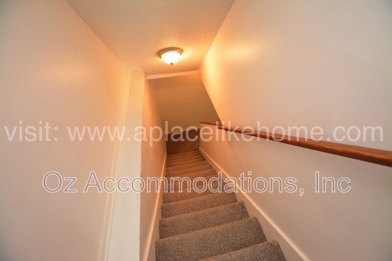 Ready to View - 611 S 13th St, Leavenworth, KS 66048 property image