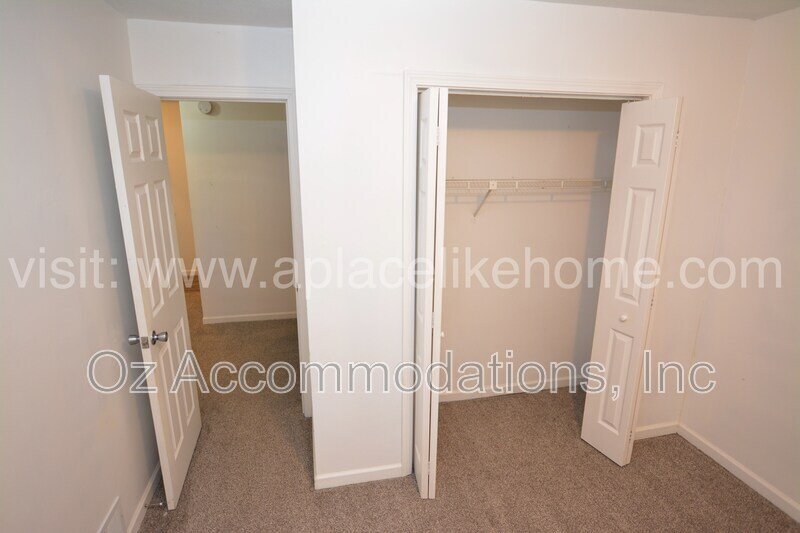 Ready to View - 611 S 13th St, Leavenworth, KS 66048 property image