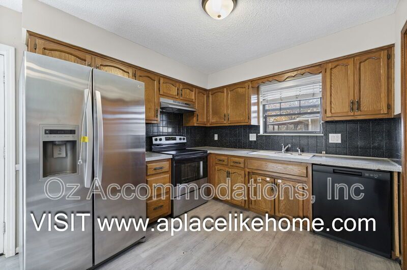 8503 Sarah Ln property image