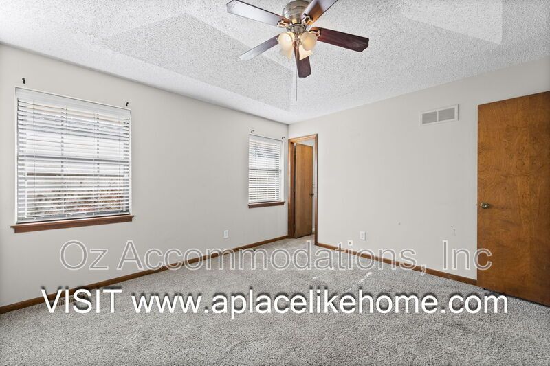 8503 Sarah Ln property image