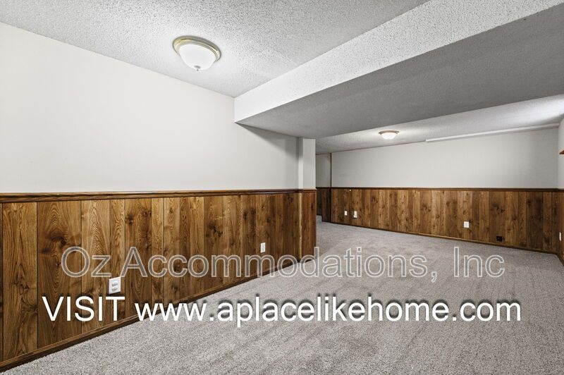 8503 Sarah Ln property image