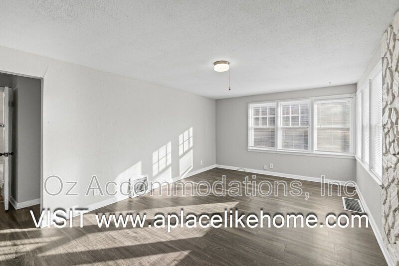 Price Drop! 1501 N 22nd St, Kansas City, KS 66102 property image