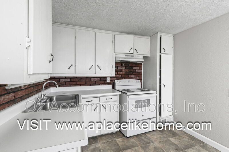 Price Drop! 1501 N 22nd St, Kansas City, KS 66102 property image