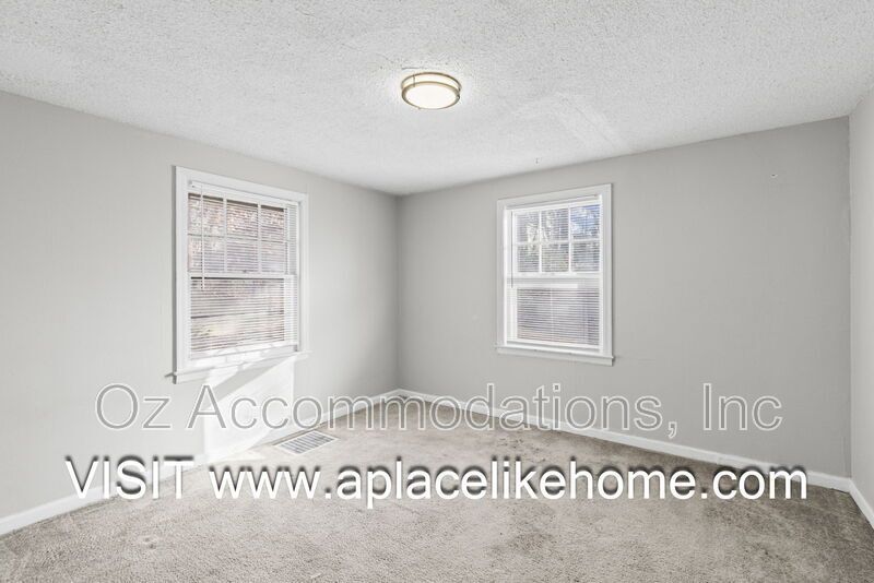 Price Drop! 1501 N 22nd St, Kansas City, KS 66102 property image