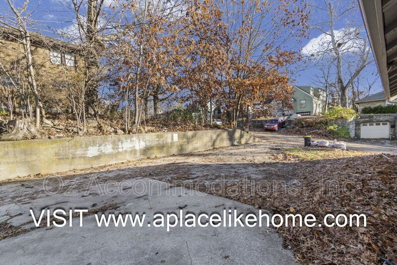 Price Drop! 1501 N 22nd St, Kansas City, KS 66102 property image