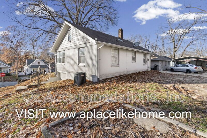 Price Drop! 1501 N 22nd St, Kansas City, KS 66102 property image