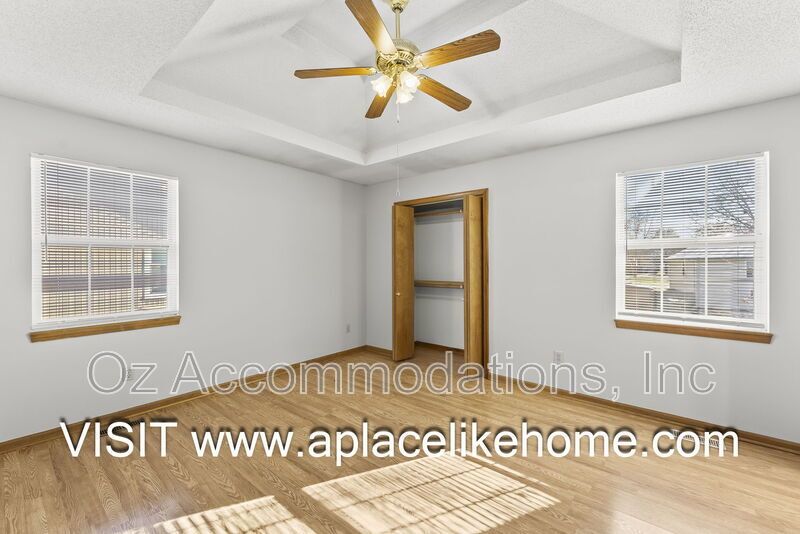 🏡 Coming Soon! Cozy Split-Level 3 Bed / 2.5 Bath Home in Prime Olathe Location! property image