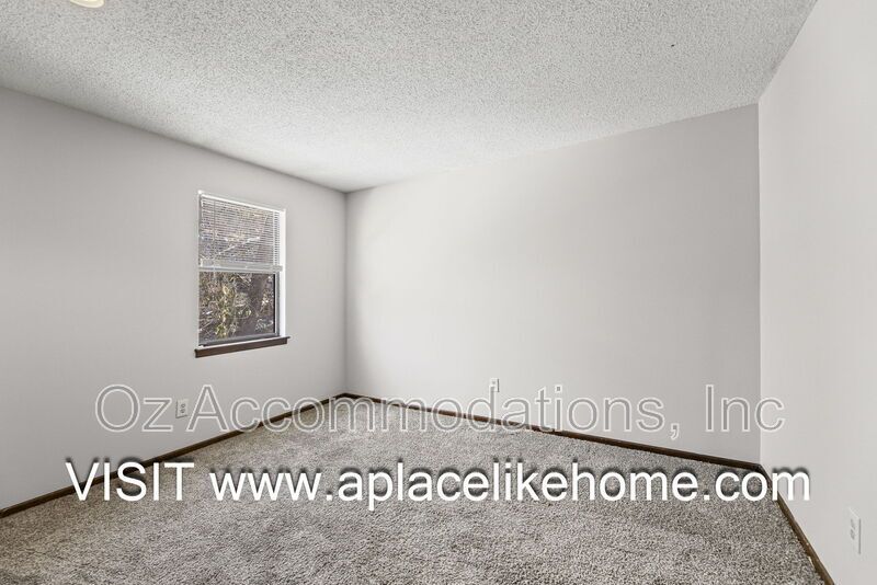 3141 Eaton St, Kansas City, KS 66103 property image