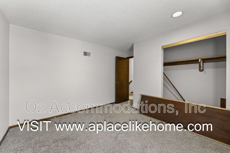 3141 Eaton St, Kansas City, KS 66103 property image