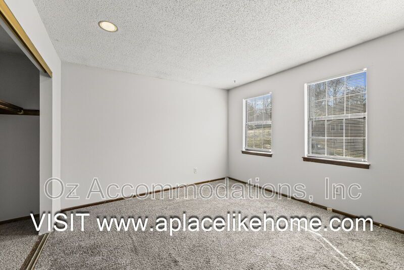 3141 Eaton St, Kansas City, KS 66103 property image