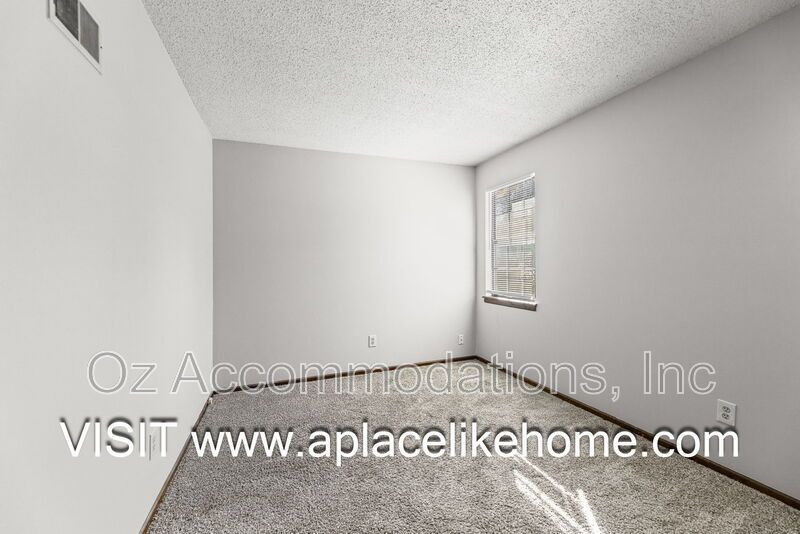 3141 Eaton St, Kansas City, KS 66103 property image