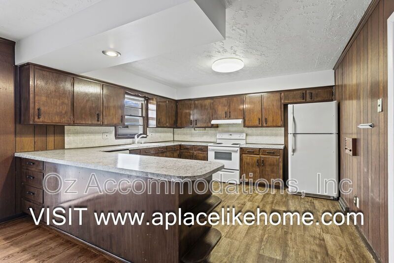 Ready to View | 11007 Cleveland Ave, Kansas City, MO 64137 property image