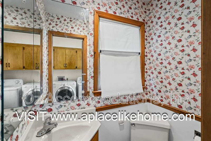 8211 W 97th St property image