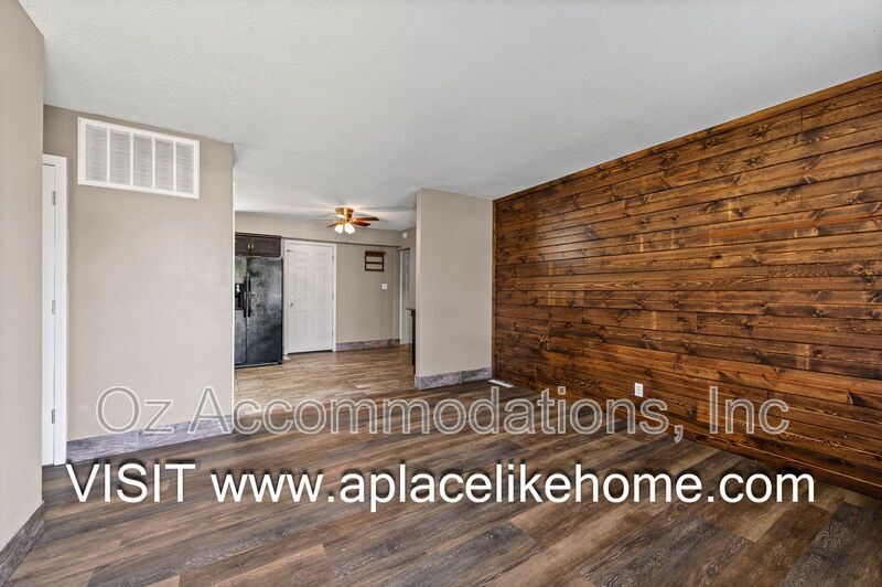 Available Now!! 14719 Bellaire Ave. Grandview, MO 64030 property image