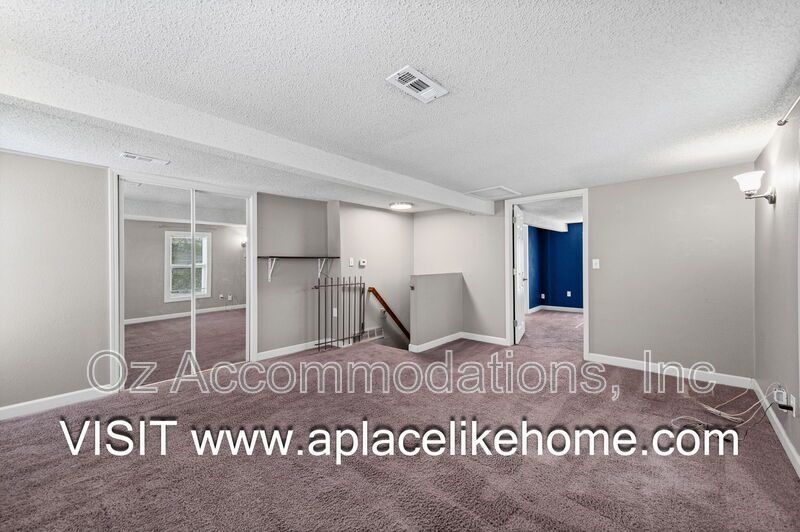 Available Now!! 14719 Bellaire Ave. Grandview, MO 64030 property image
