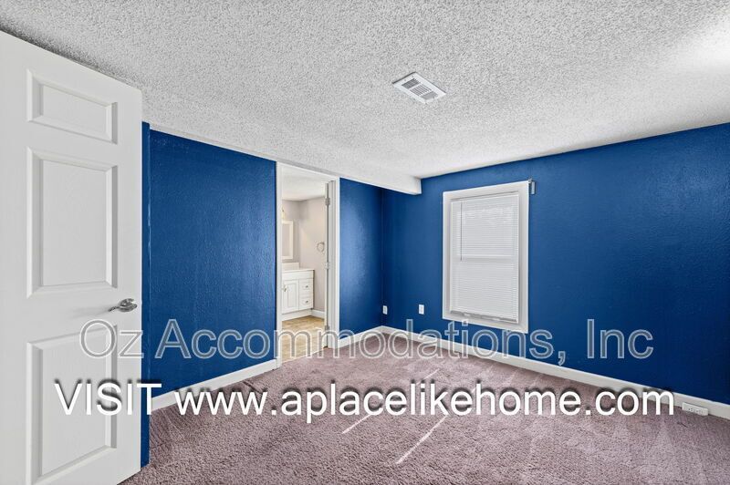 Available Now!! 14719 Bellaire Ave. Grandview, MO 64030 property image