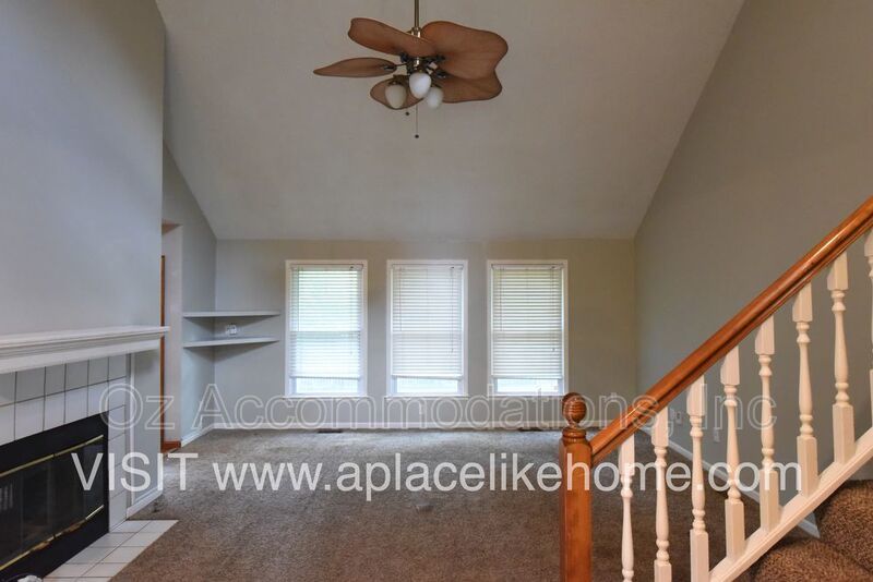 AVAILABLE NOW!! 6301 W 153rd St Overland Park, Kansas 66223 property image