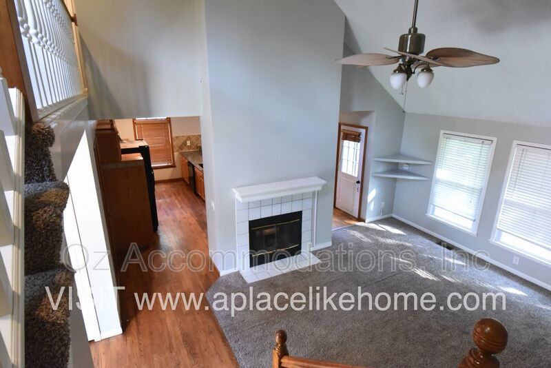 AVAILABLE NOW!! 6301 W 153rd St Overland Park, Kansas 66223 property image