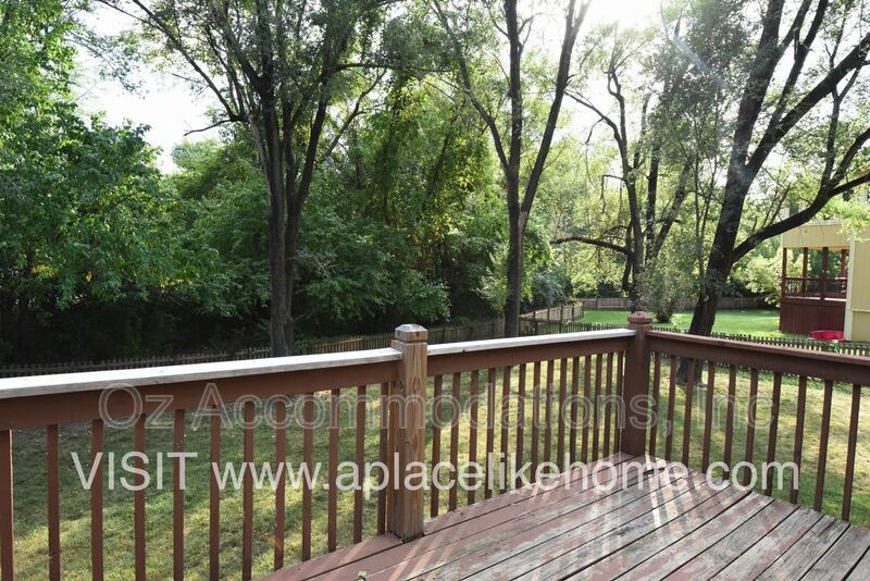 AVAILABLE NOW!! 6301 W 153rd St Overland Park, Kansas 66223 property image