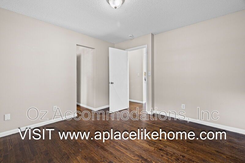 4934 Appleton Ave, Kansas City, MO 64133 property image