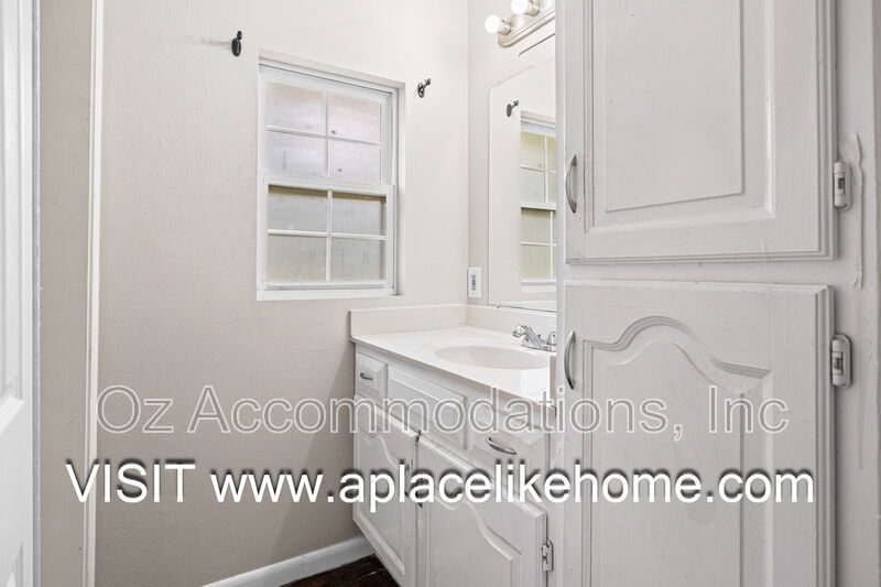 4934 Appleton Ave, Kansas City, MO 64133 property image