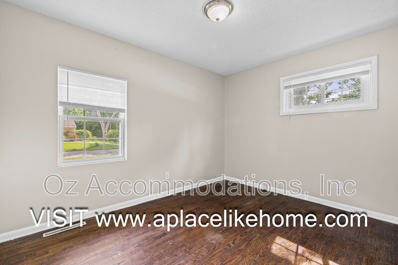 4934 Appleton Ave, Kansas City, MO 64133 property image