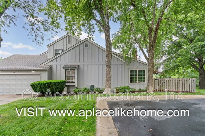 Beautifully Updated home in prestigious Huntington Farms property image