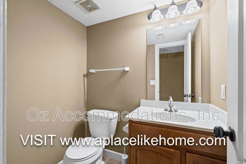 805 SW Imperial Ln property image