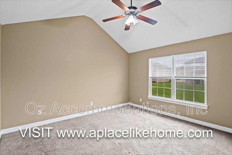 805 SW Imperial Ln property image