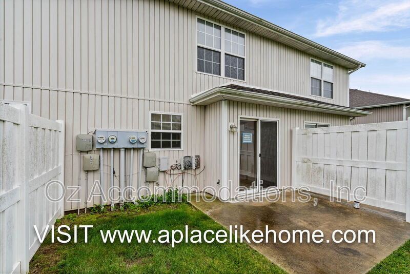 805 SW Imperial Ln property image