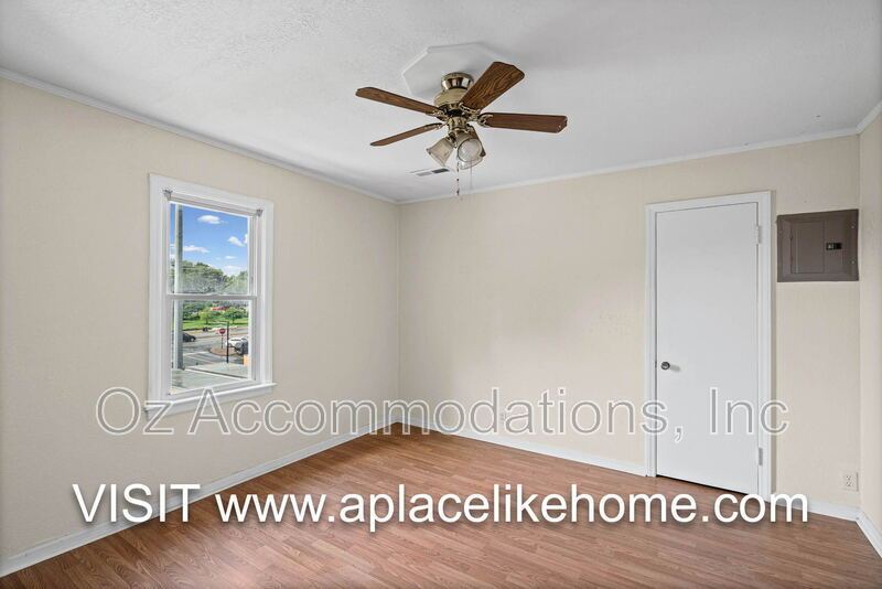 563 S Ash Ave Apt 3 property image