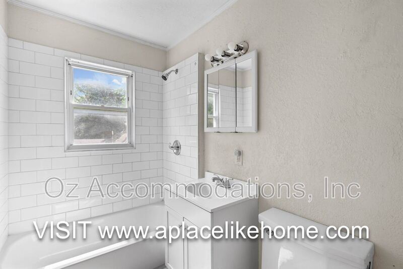 563 S Ash Ave Apt 3 property image