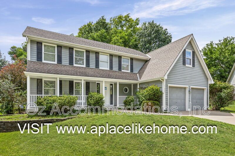 AVAILABLE NOW!! 11626 Woordward St. Overland Park, KS 66210 property image