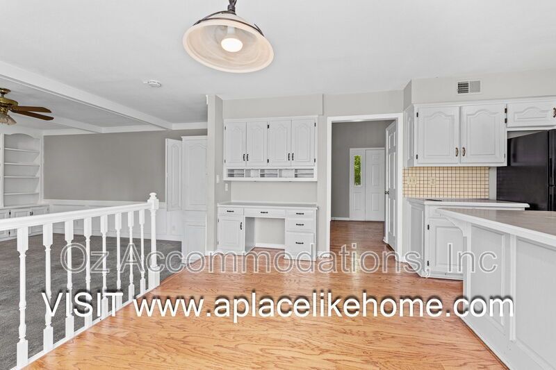 AVAILABLE NOW!! 11626 Woordward St. Overland Park, KS 66210 property image