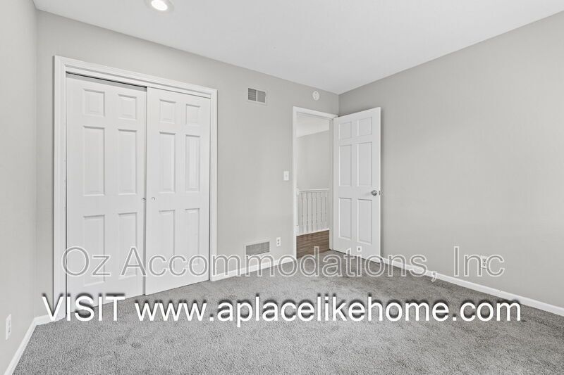 AVAILABLE NOW!! 11626 Woordward St. Overland Park, KS 66210 property image