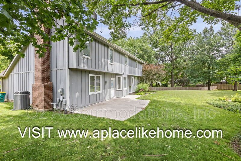 AVAILABLE NOW!! 11626 Woordward St. Overland Park, KS 66210 property image