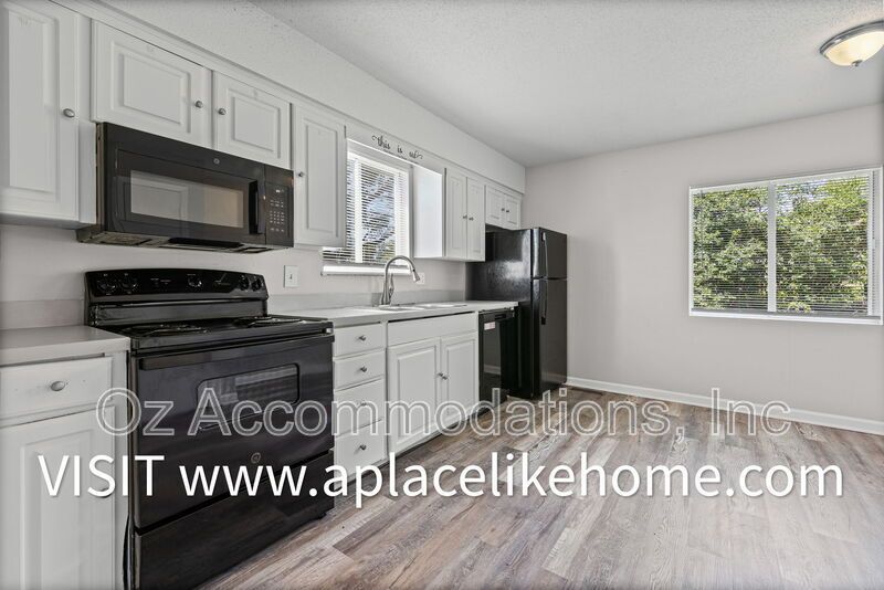 9702 Sheperds Dr, Unit B property image