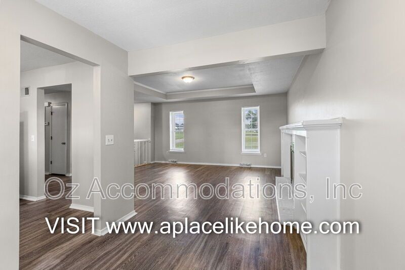 AVAILABLE NOW! 204 Bedford St. Gardner, KS 66030 property image