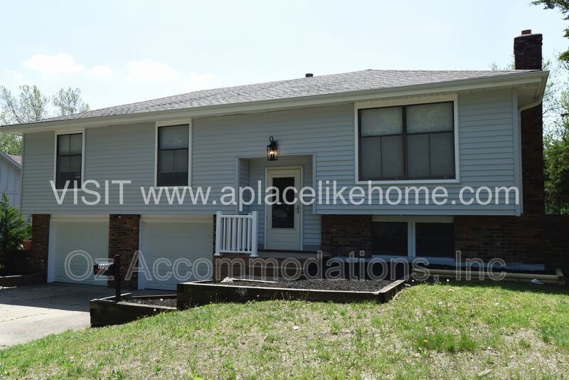 COMING SOON!! 1105 W Elm Ter Olathe, KS 66061 property image