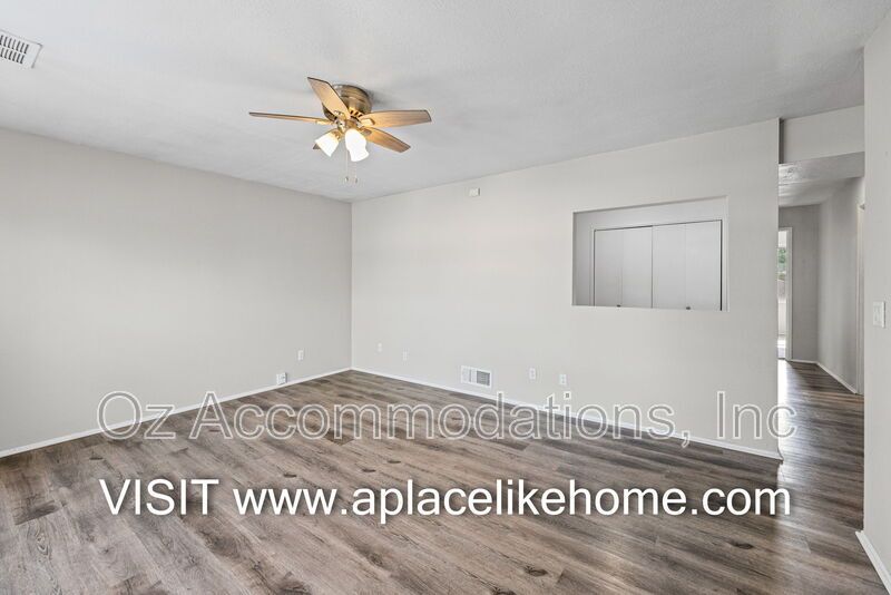 1428 NW 64th Terr, Kansas City, MO  64118 property image